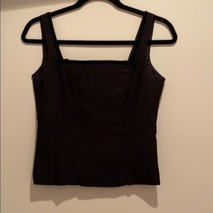 Mo & Su black square neck top